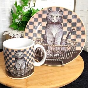 👉ONEIDA COUNTRY KITTIES COLLECTION MUG & PLATE SET ~GRAY TABBY IN BASKET